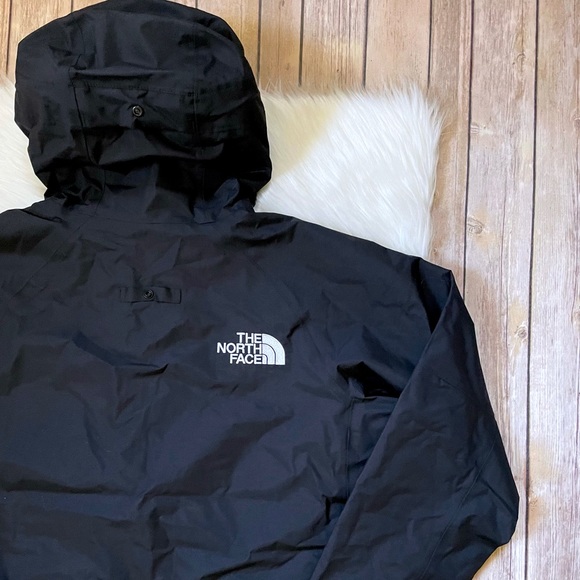 The North Face Men’s Up & Over Anorak Pullover Jacket In Black - Picture 6 of 9